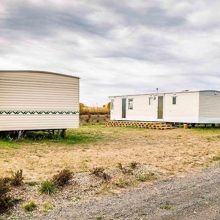 Mobilheimy Camp Dlouha Mile 호텔 로주미탈 포트 트르젬시넴 외부 사진